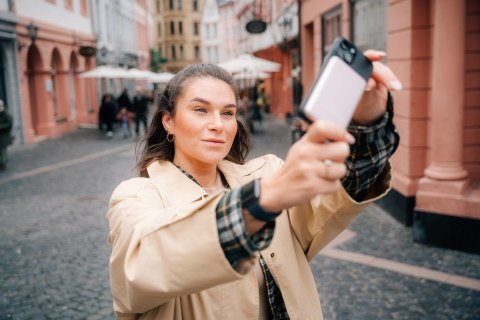 Verbatim Charge 'n' Go Litowo-polimerowy (LiPo) 5000 mAh Bezprzewodowe ładowanie Różowy