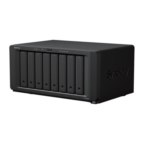 NAS Synology DS1823xs+; Tower; 8x (3.5" SATA HDD/2.5" SATA SSD); AMD Ryzen V1780B, 8 GB DDR4 ECC SODIMM (max. 32GB), 2x 1GbE RJ-