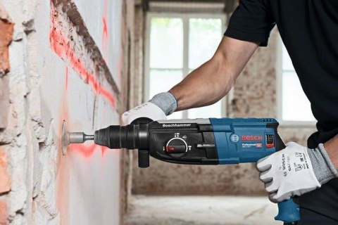 BOSCH MŁOTOWIERTARKA Z OPCJĄ KUCIA 880W 3,2J + DODATKOWY UCHWYT GBH 2-28 F